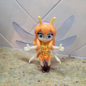 Beat Bugs Lucy the Dragonfly Figure